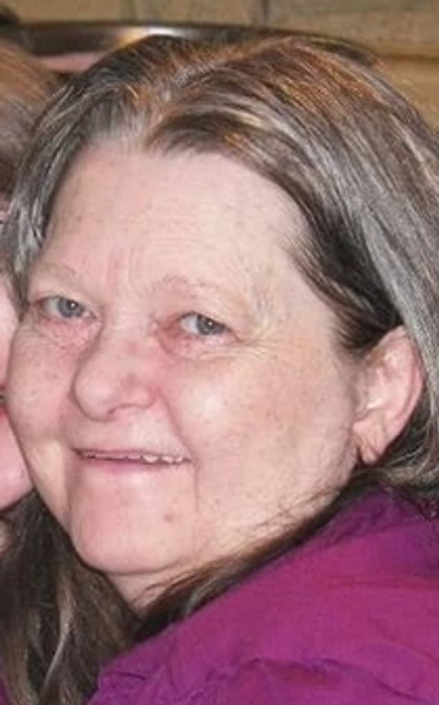 Carol  Lynn (Brown)  Ledbetter