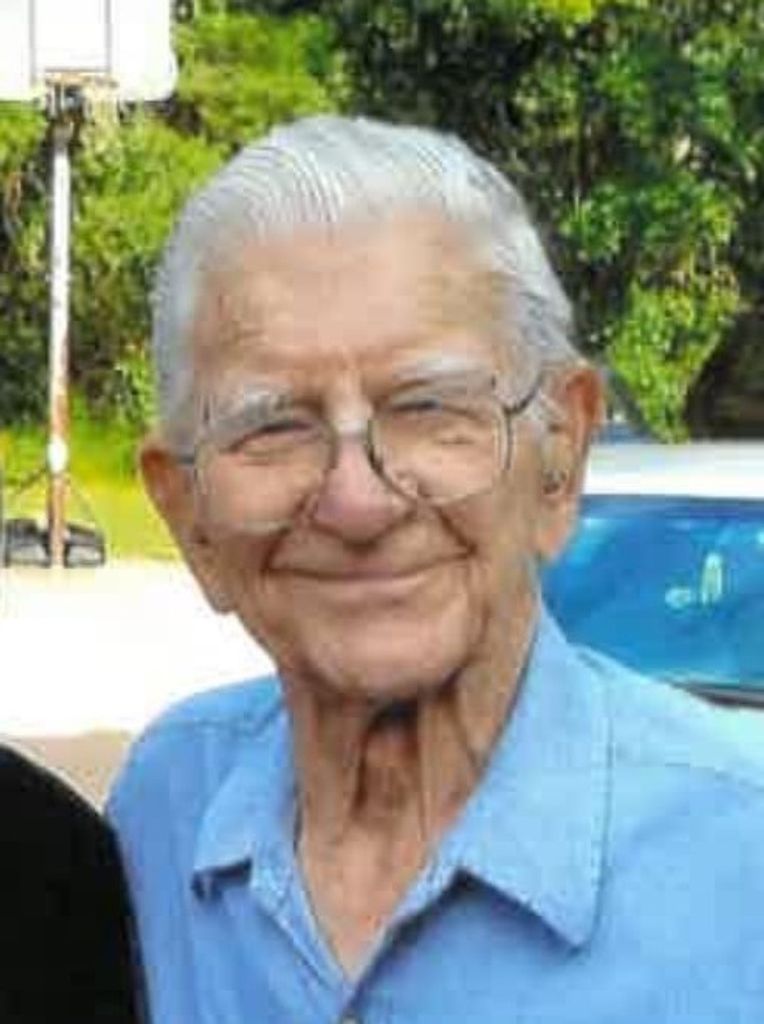 Michael J. Saraceni