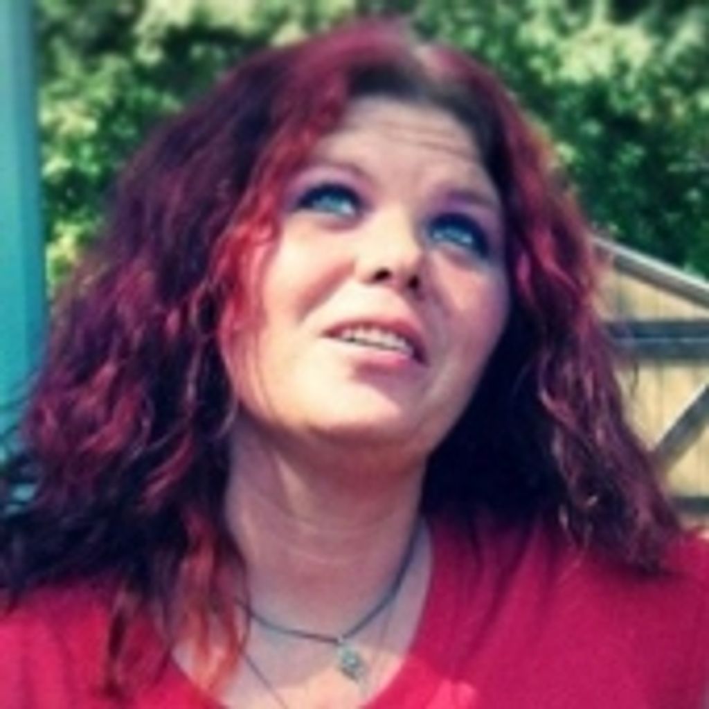 Shana Ray Lee