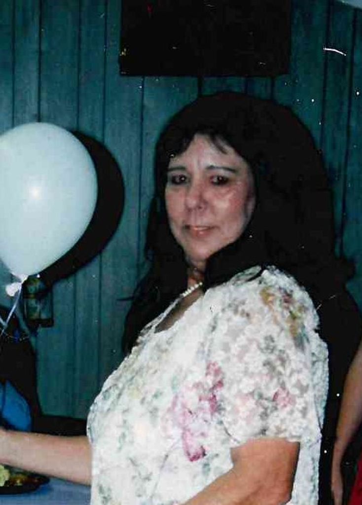 Vickie R (Shakles)  Palmer