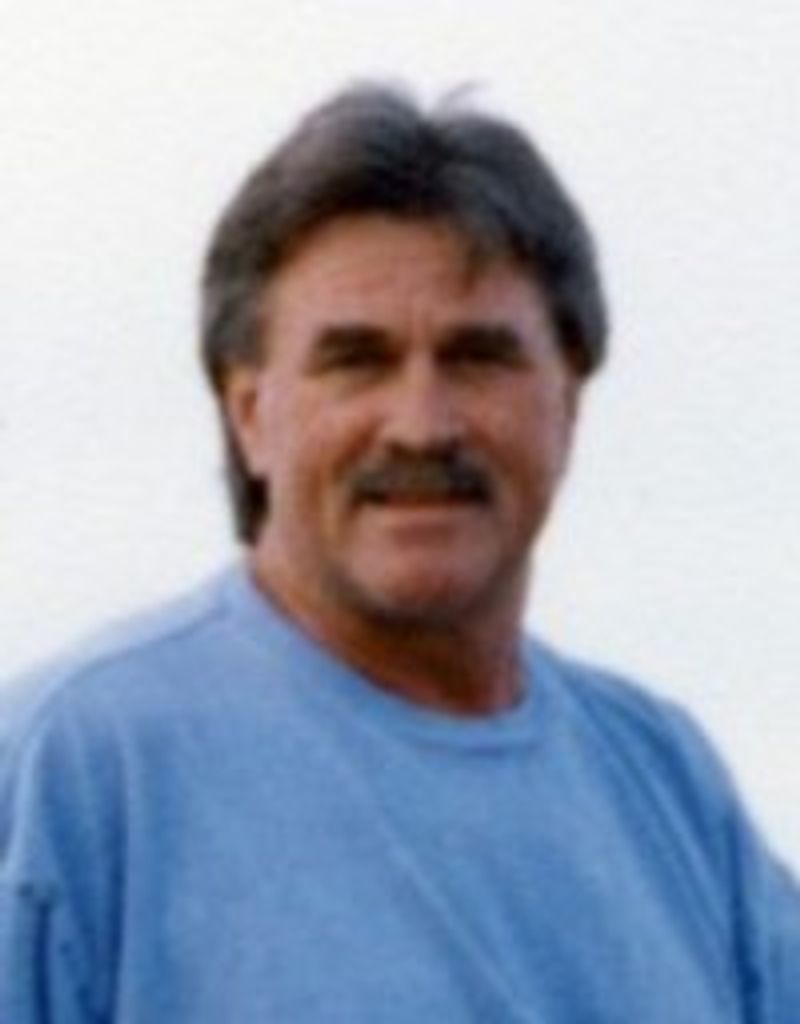 Dennis Chastain