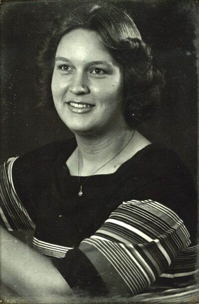 Teresa Dawn Chandler Profile Photo
