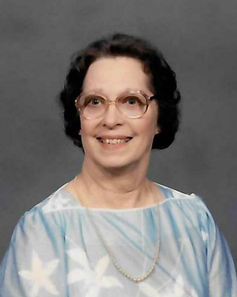 Laura Mae Solak Profile Photo