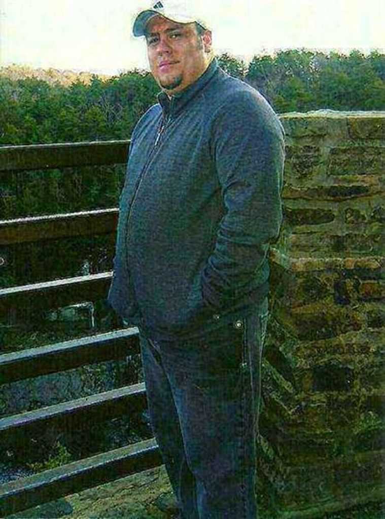 Eduard Alberto Interiano-Gonzales