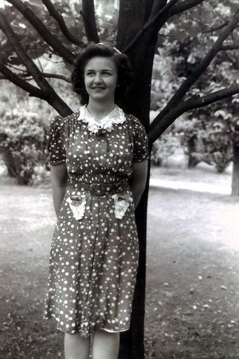 Lucille Gossage photo gallery thumbnail 25 of 116