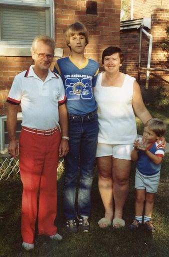 Ruth Conorton photo gallery thumbnail 8 of 33
