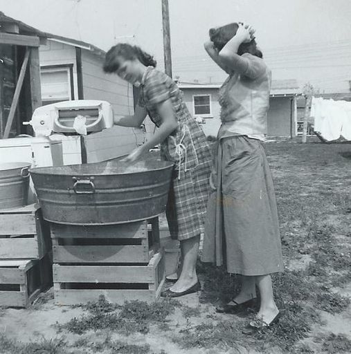 Frances Brewer photo gallery thumbnail 27 of 30