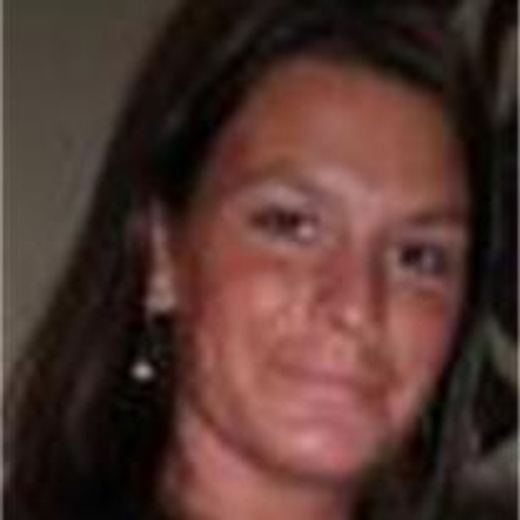 Lisa (Hughes) Scznsny