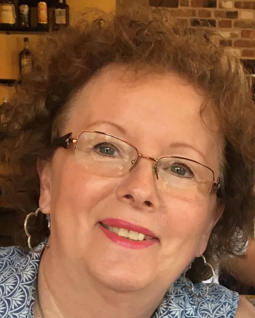 Mary Ellen Hollis Profile Photo