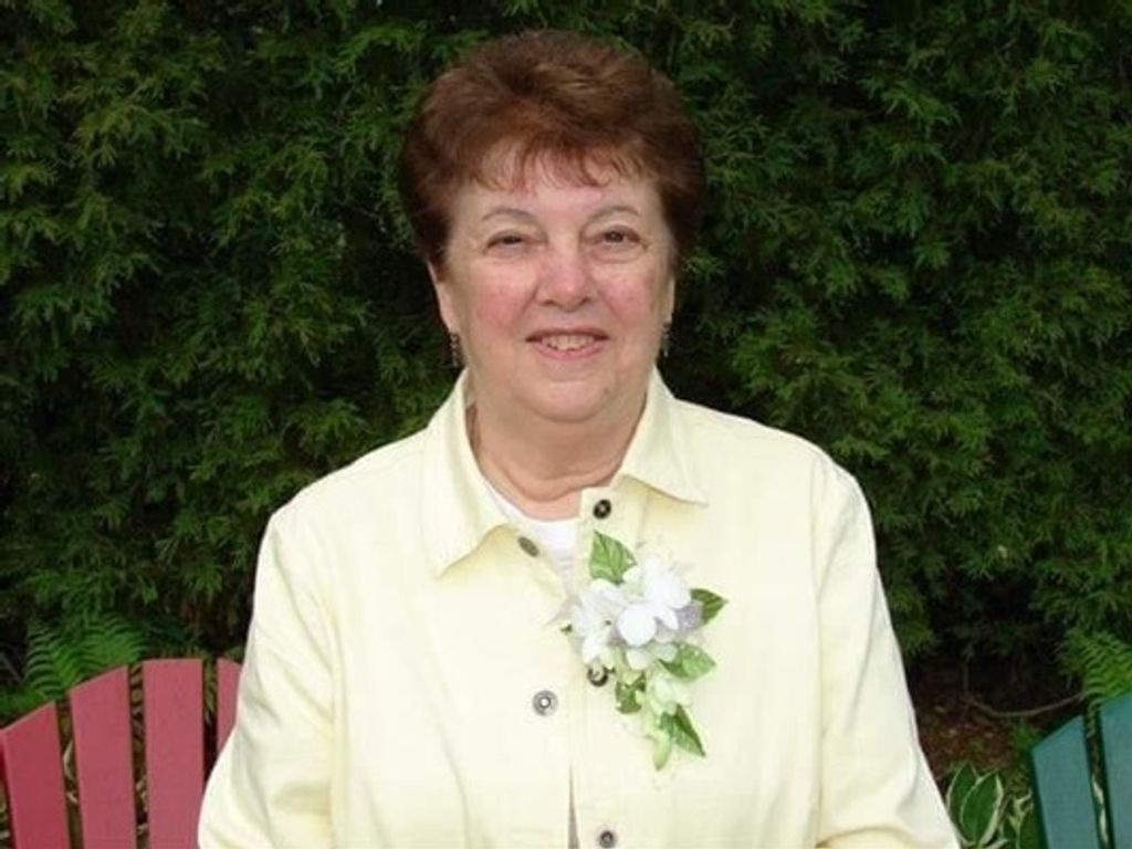 Dolores Agnes (Dolly) Hayes Profile Photo
