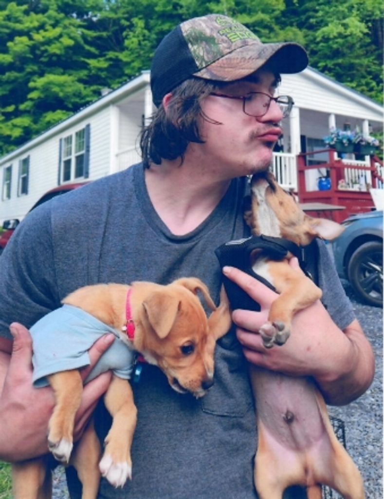 Dillen Alexander Hallock Profile Photo