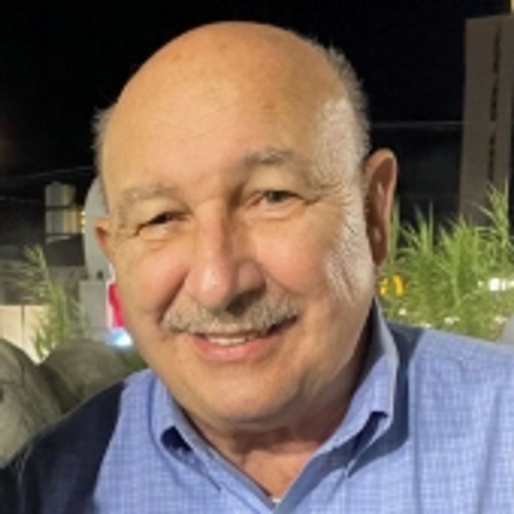 Dennis Chrush
