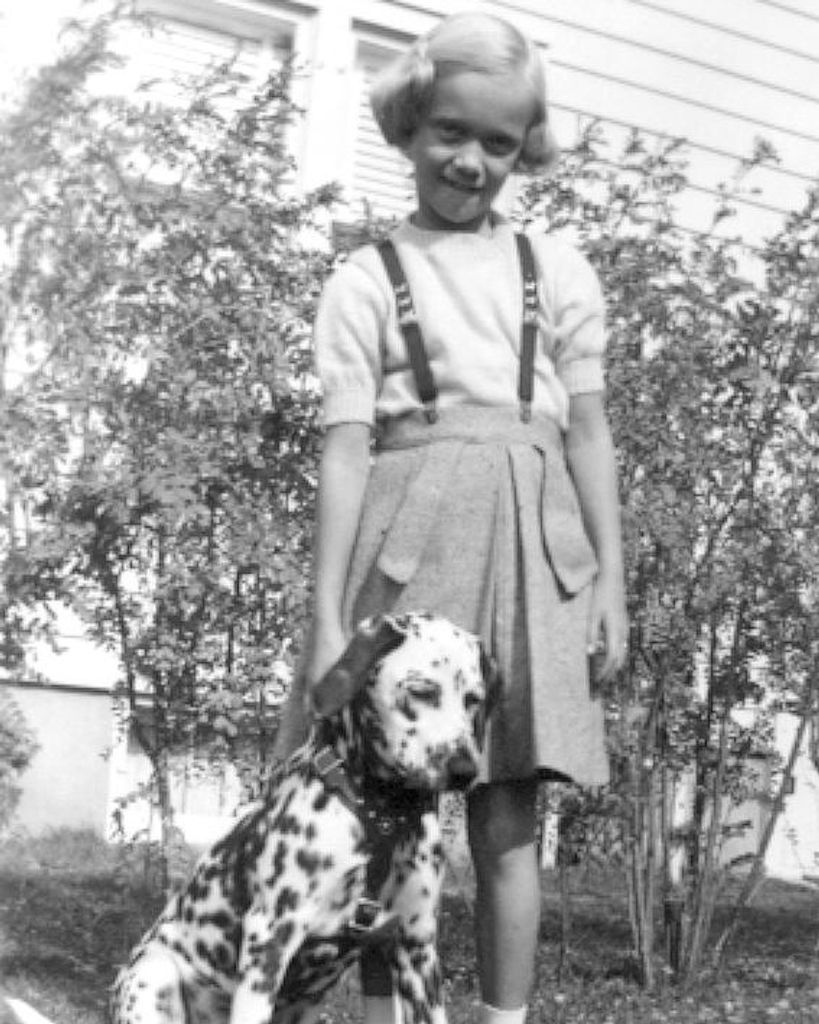 Claudia Jean "CJ" Larson