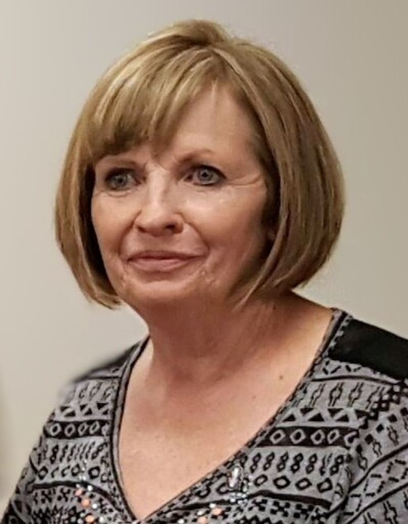 Linda Carol Hellem Mccarty Profile Photo