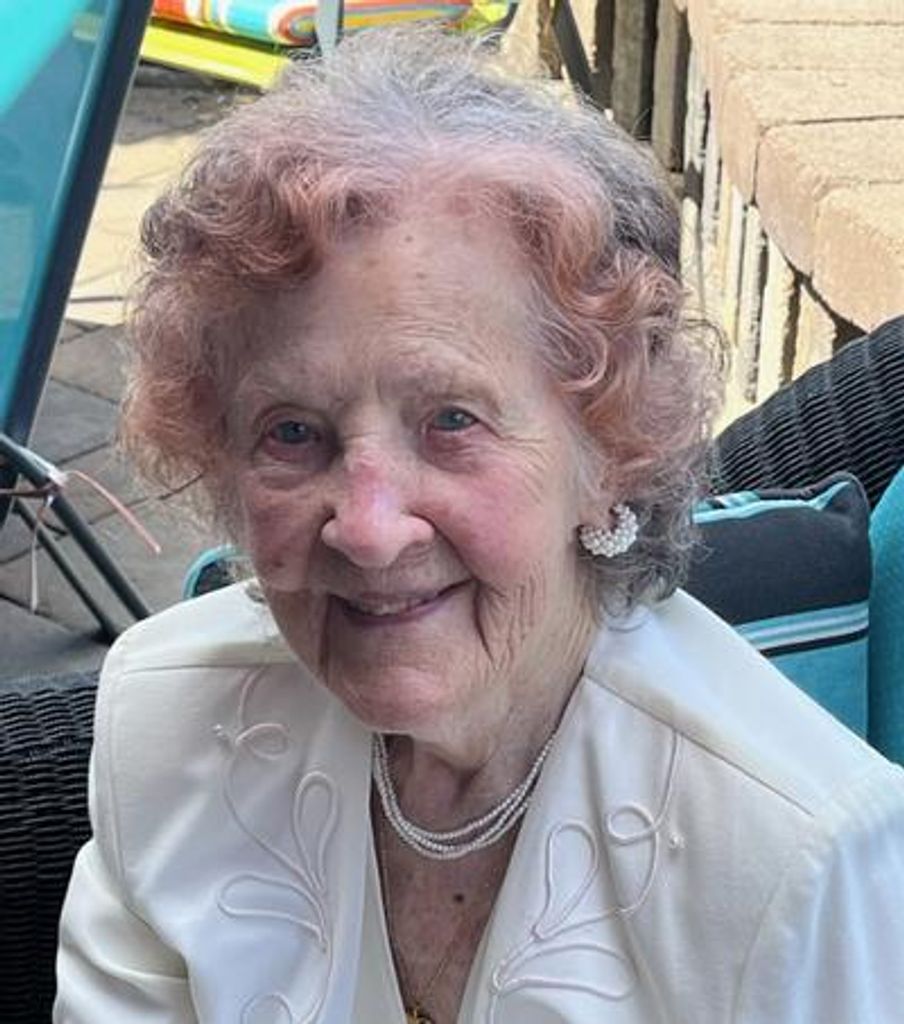 Julia E. Lusk Profile Photo