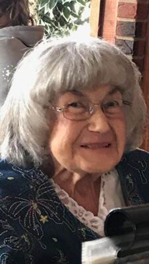 Idris Suzanne Schull Profile Photo