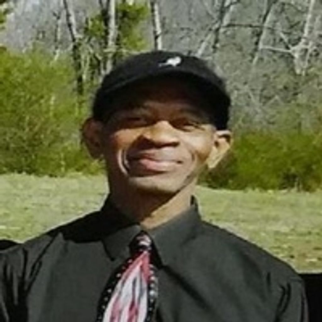 Robert Louis Jones Profile Photo