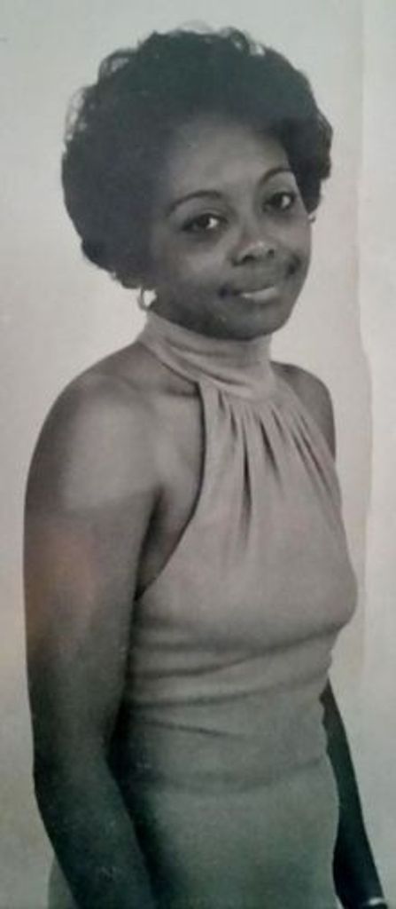 Ms Lucille Smith