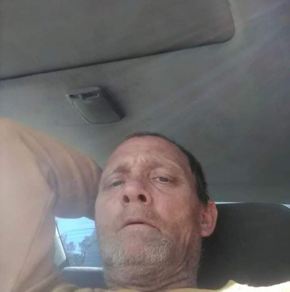 Johnny Howell Profile Photo