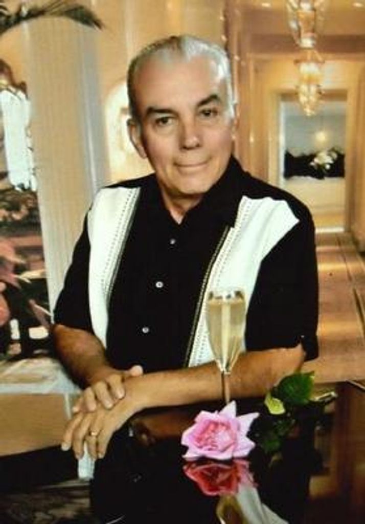 Juan Velez Profile Photo