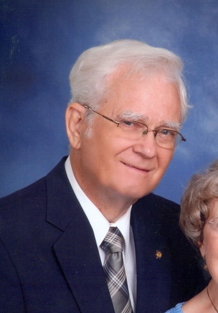Bobby Bradshaw Worrell Profile Photo