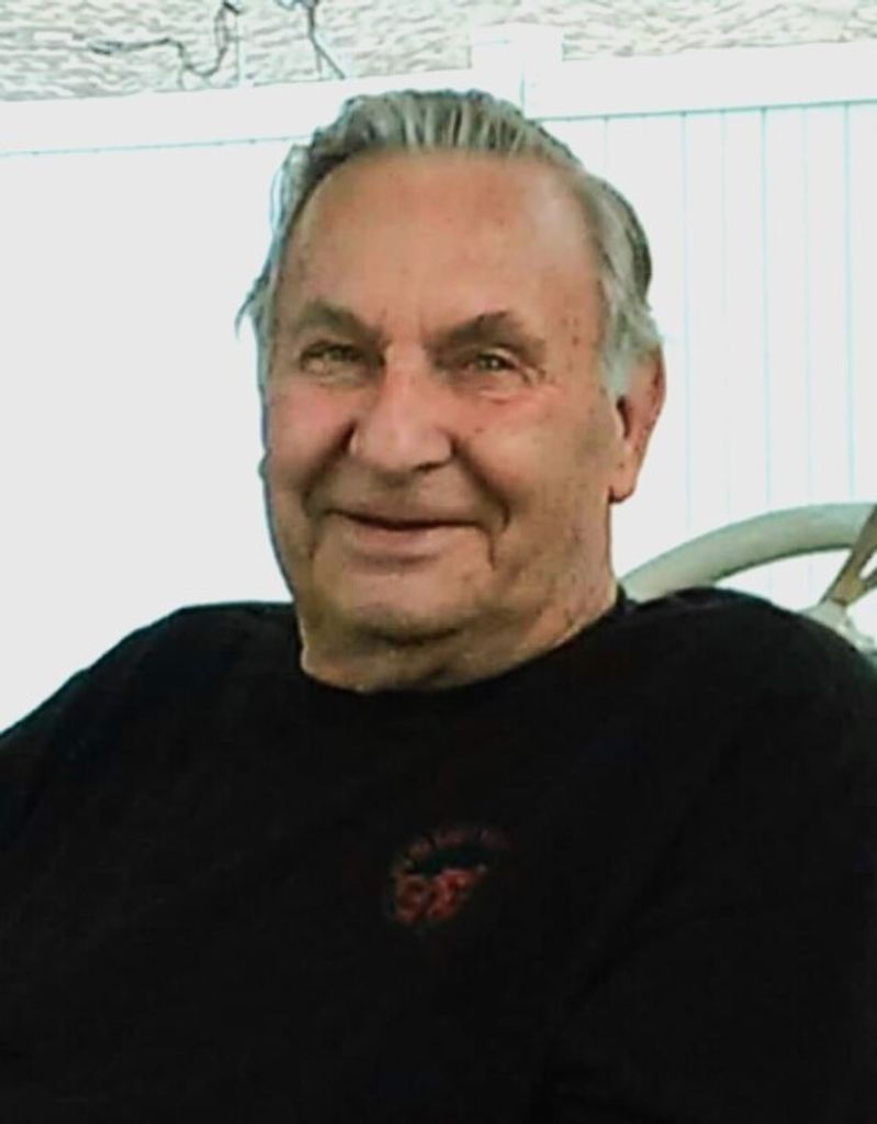 Ray E Farris