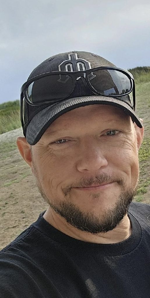 Travis Dean Stendal Profile Photo