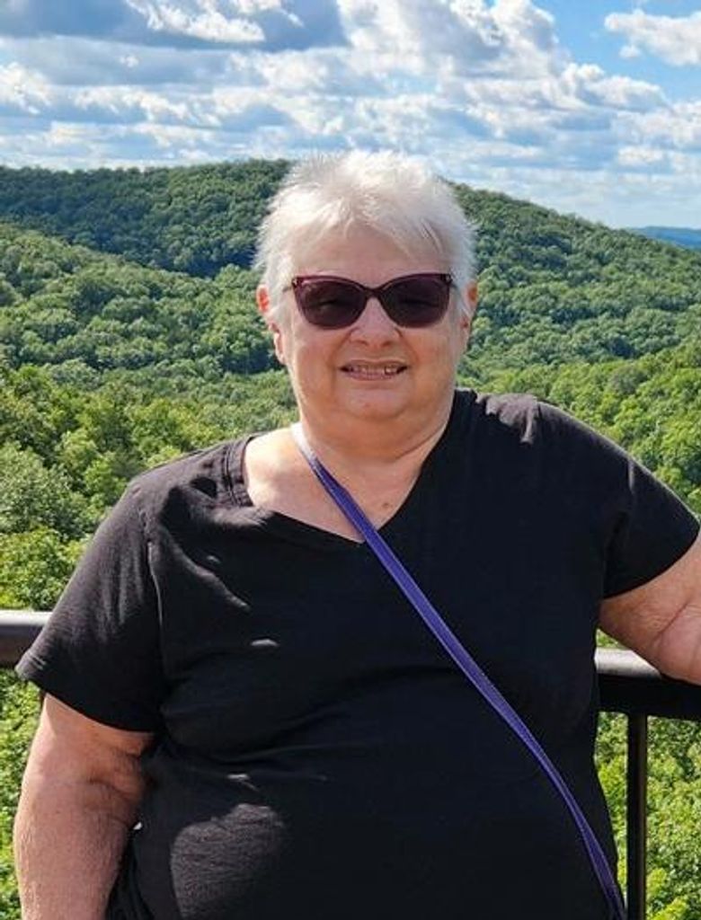 Jacqueline Sue Tharp Profile Photo