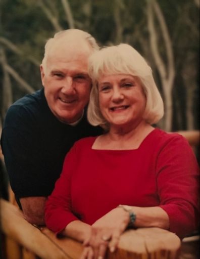 Ted And Loa Dyke Profile Photo