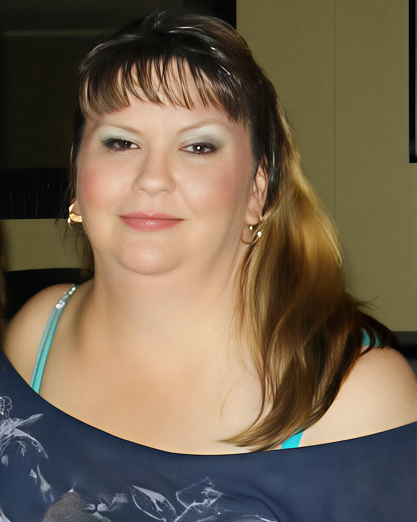 Kelly Mae Lewis Profile Photo