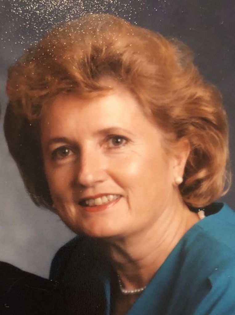 Maxine Blue Profile Photo