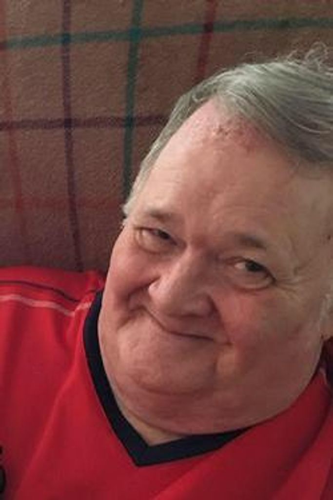 Larry J Smith