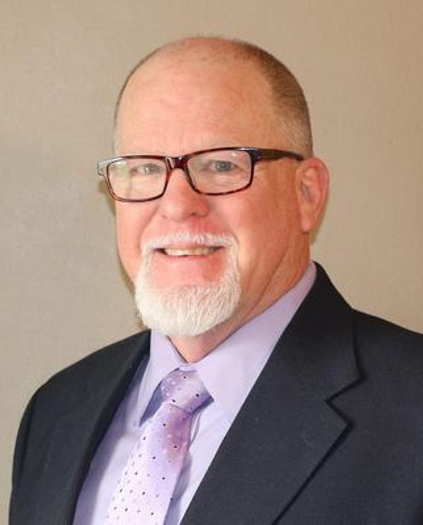 Michael Roy 'Mike' Moore Profile Photo