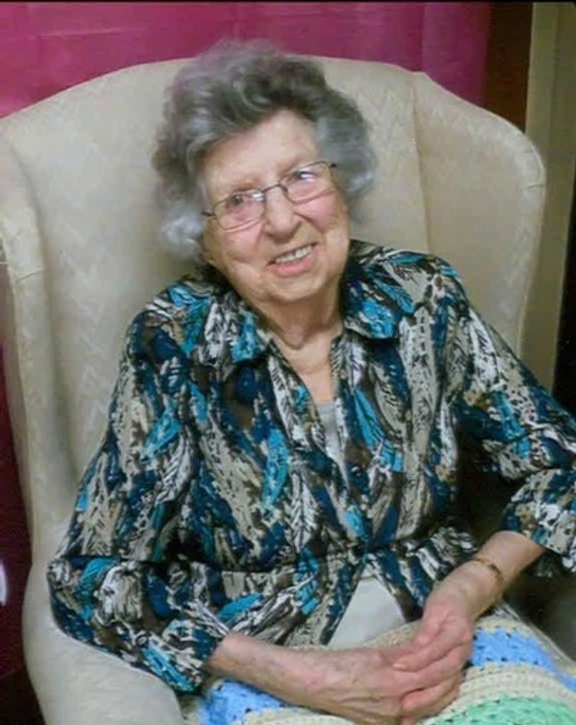 Minnie Juanita (Skippy) Davis
