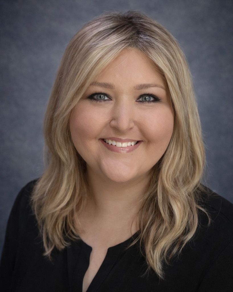 Elizabeth Leah Roberts Profile Photo