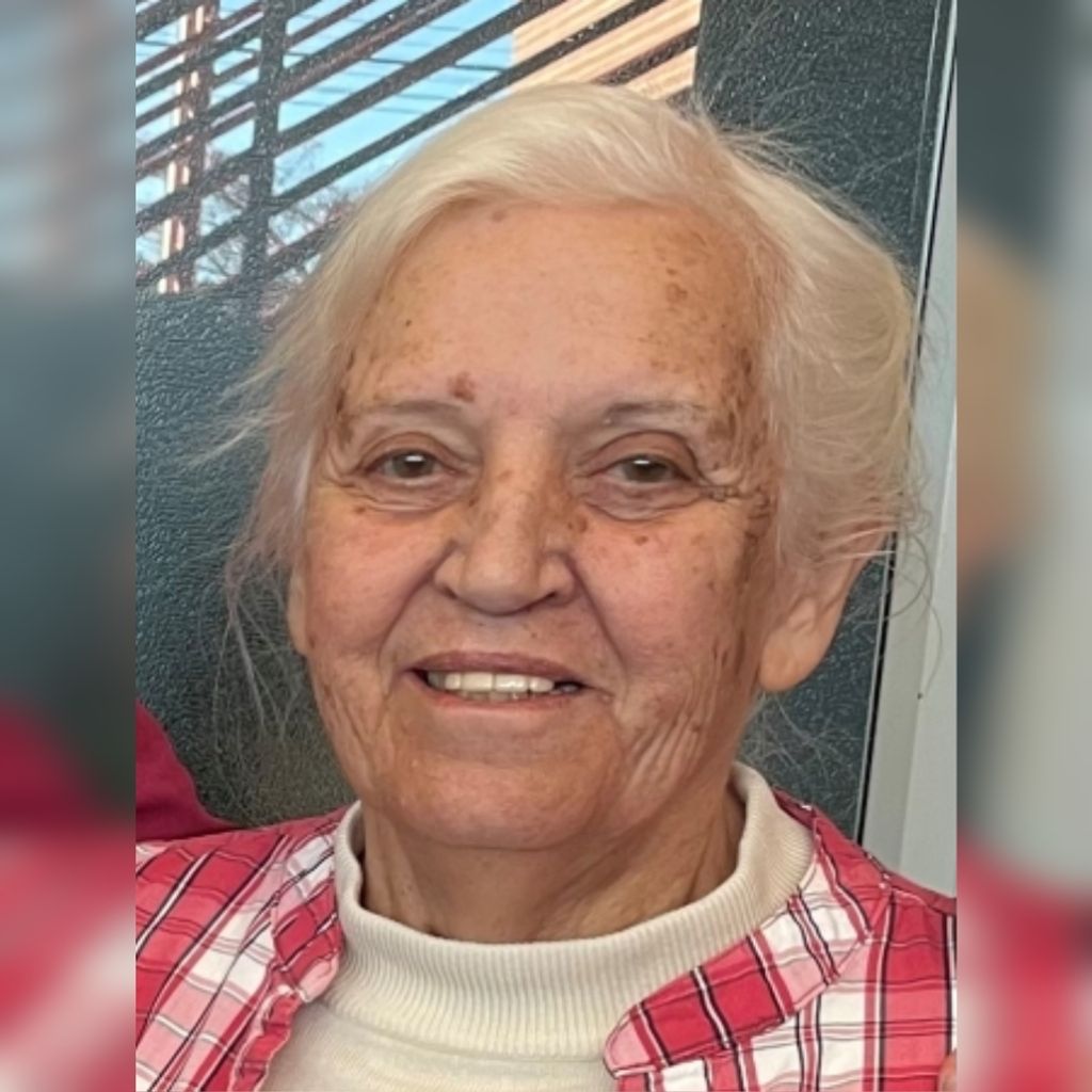 Leslie Downing Profile Photo