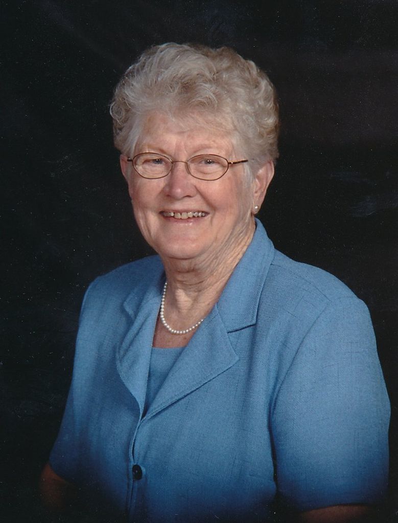Vera Ella Zadow
