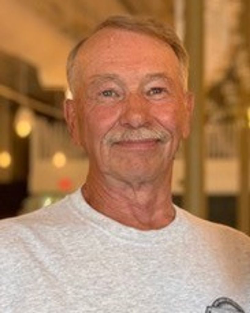 Richard Long Profile Photo