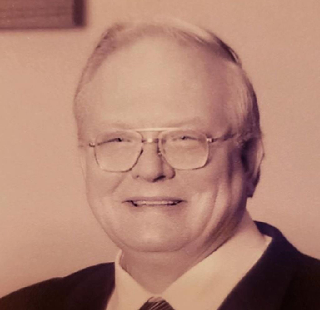 Robert L. Jacobson Profile Photo