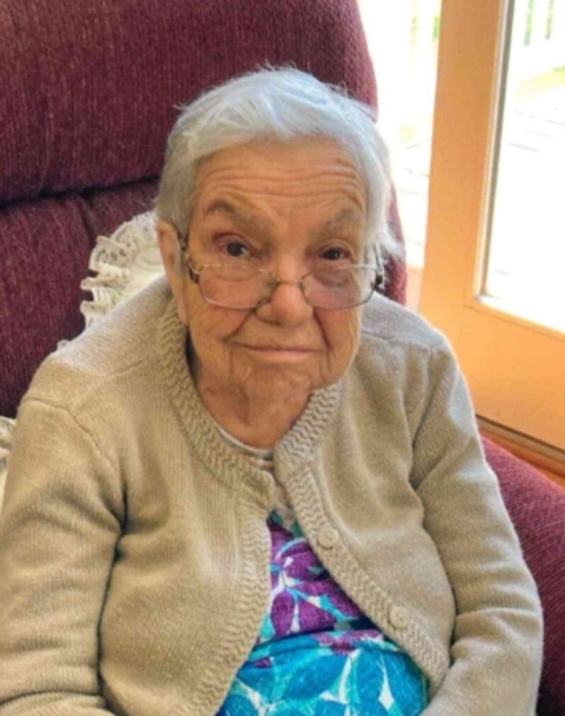 Flora Marshell