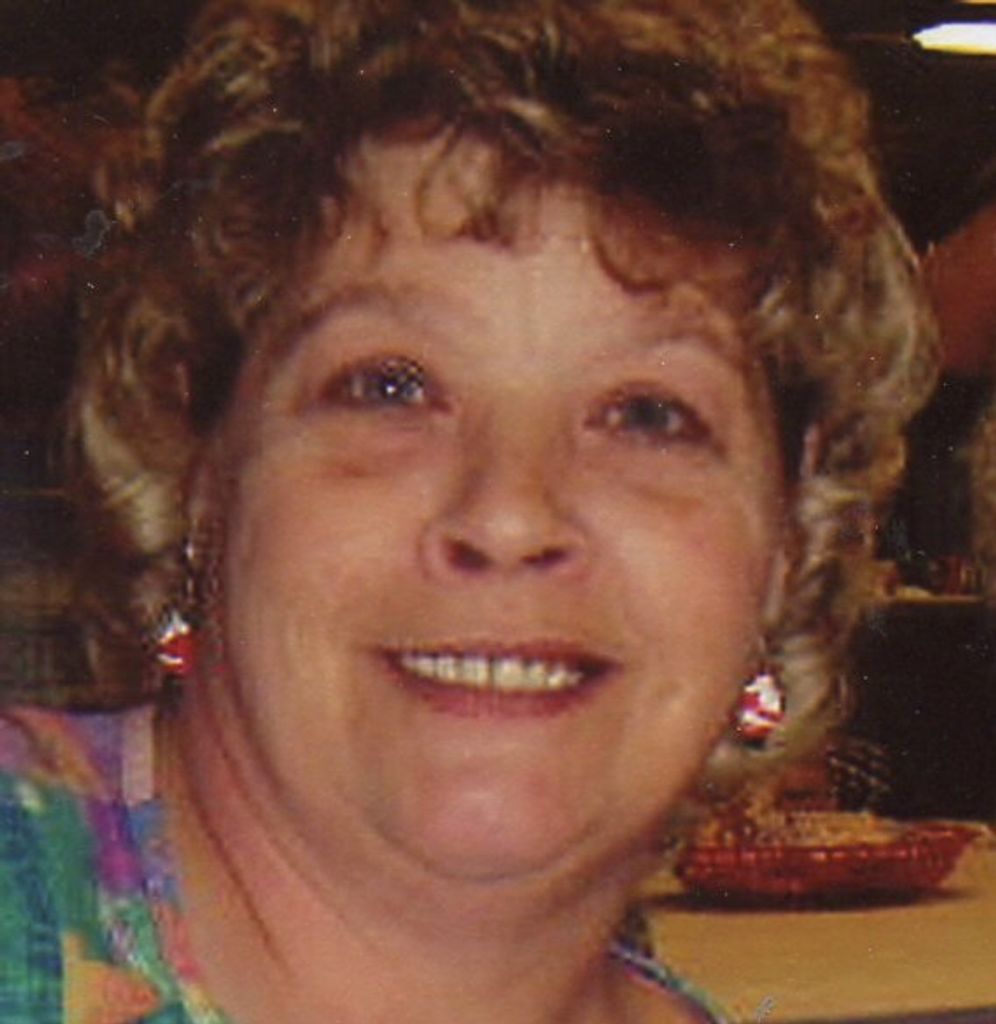 Vicky Holcomb Profile Photo