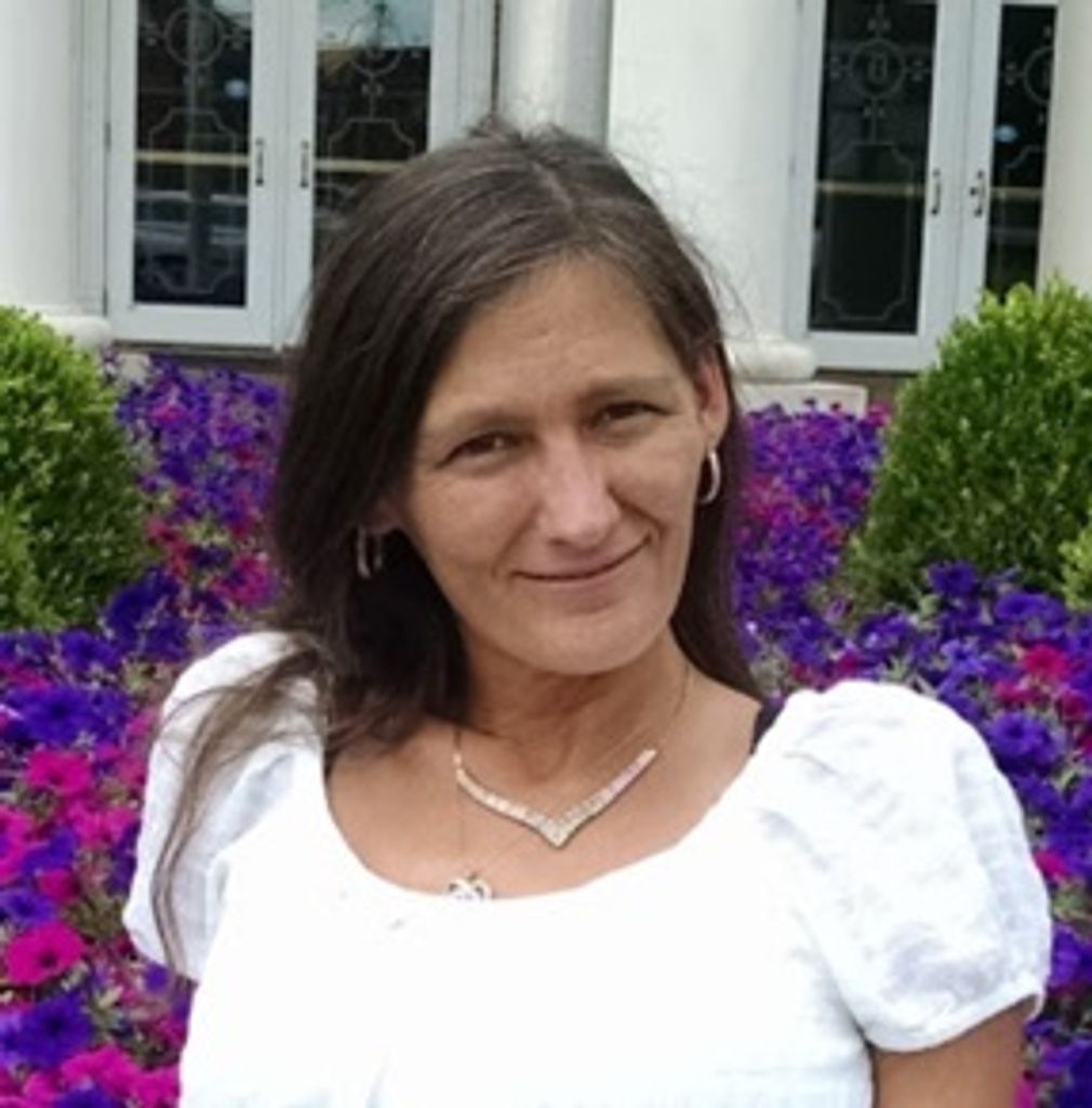 Mrs Vickie Dannielle Dyer