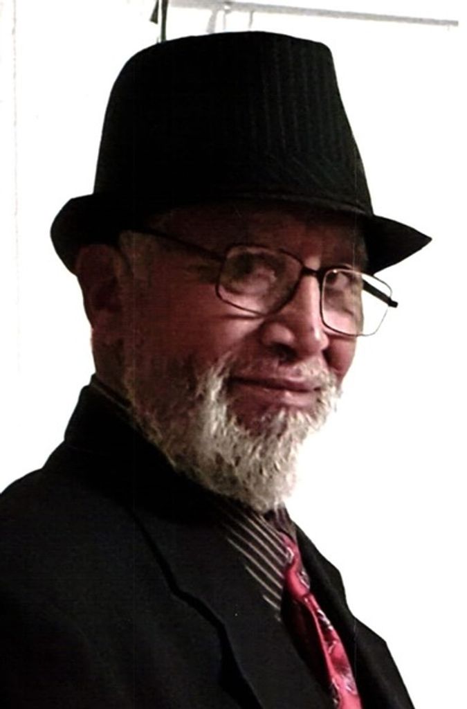 Victor M. Mercado Profile Photo