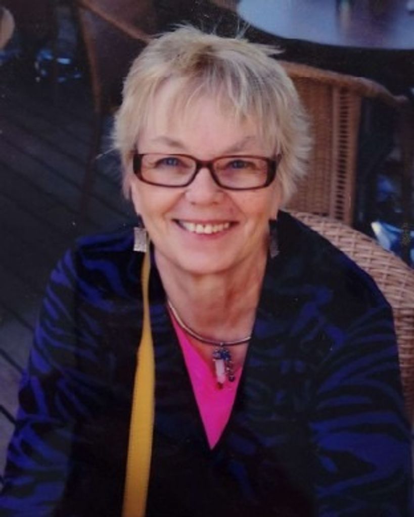 Sandra (Knutson) Vangen