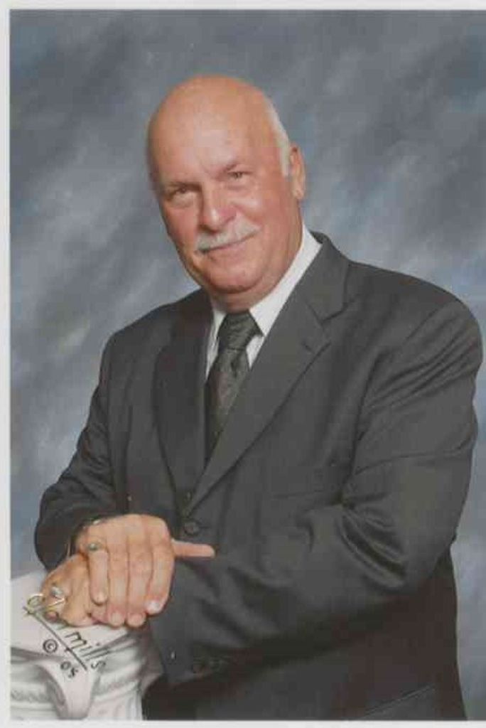 Robert Elliott Longshore, Jr. Profile Photo