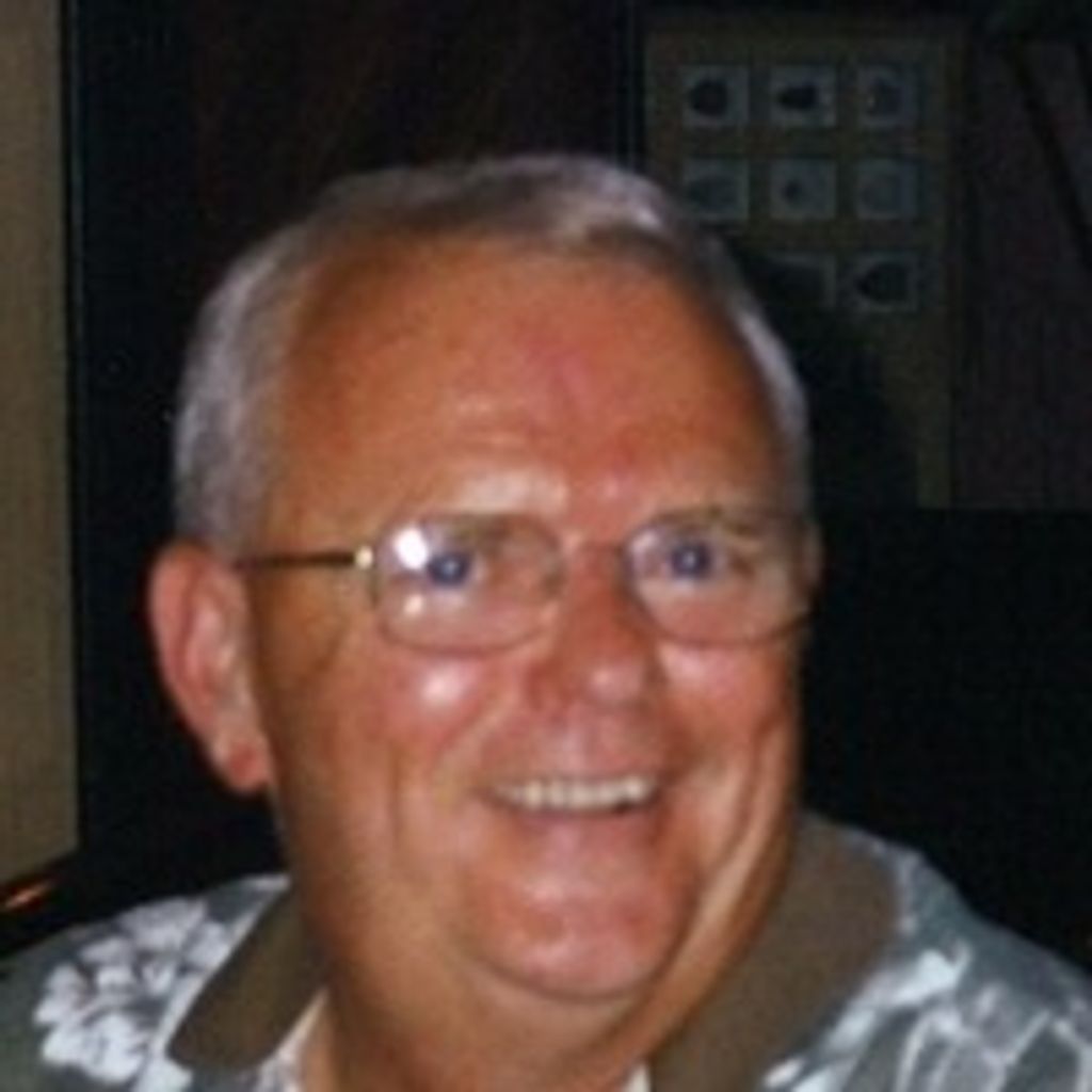 Robert W. Peterson Profile Photo