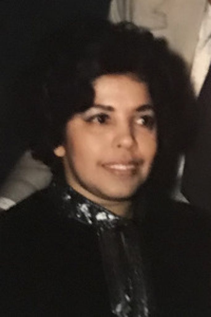 Gloria J. Faria