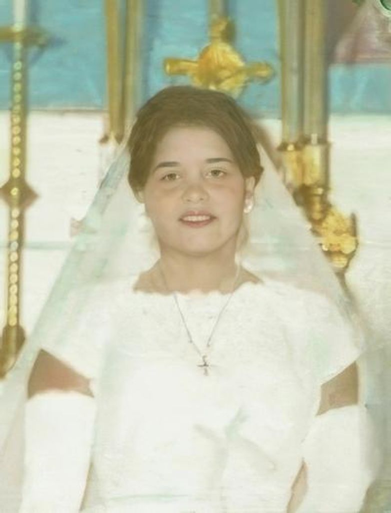 Maria De Los Angeles Hernandez