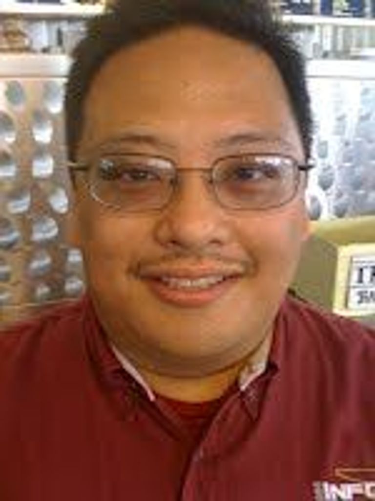 John Zarate Rivera Profile Photo