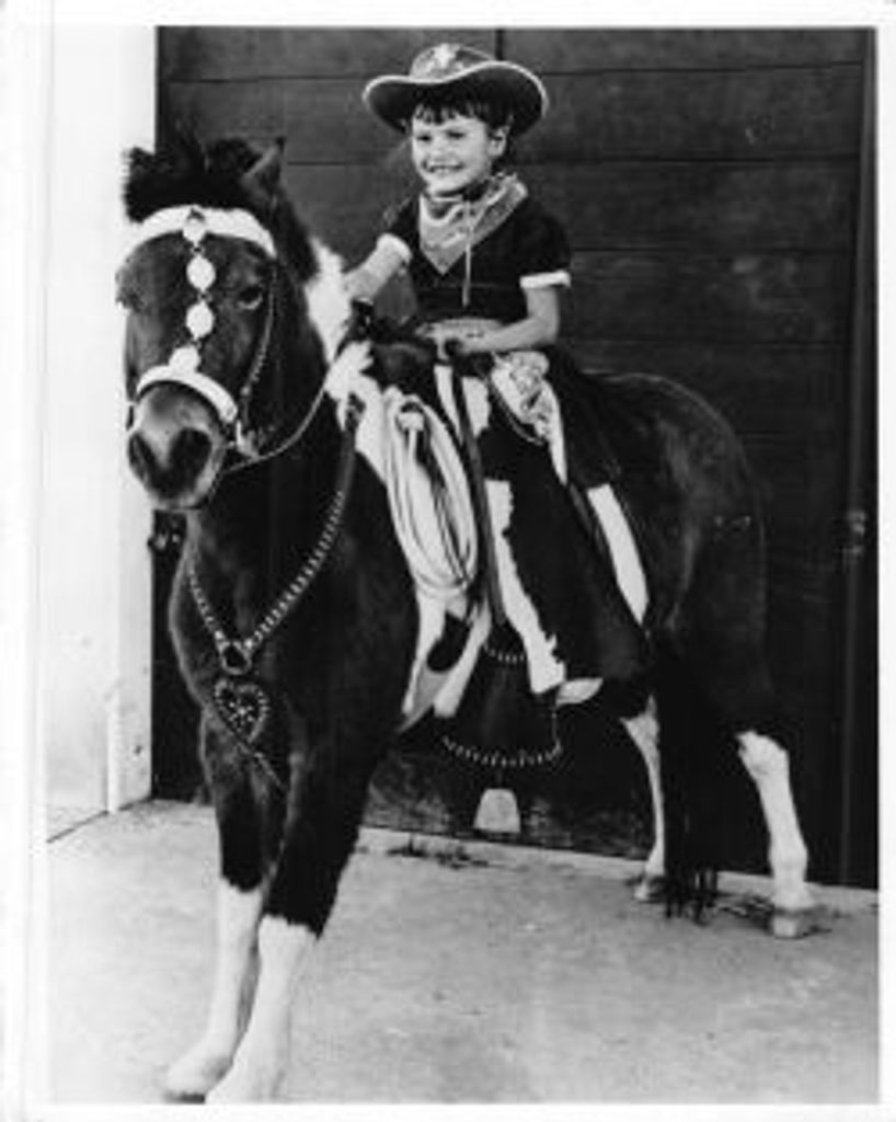 Faye  Maureen Gunter